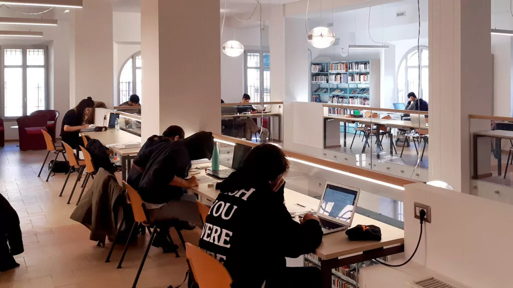 La Biblioteca Mozzi Borgetti